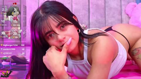 Snapshot of bella_thix chatting on December 2024 05:51:01 AM Bella online show from December 2024 05:51:01 AM