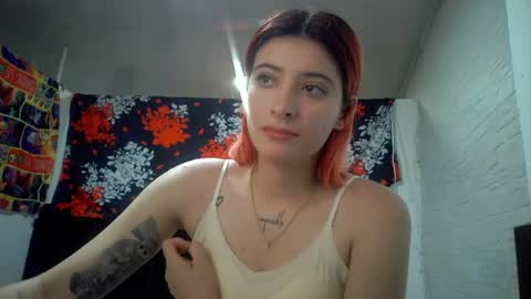 bella_thorne1999 online show from July 2026 01:23:02 AM