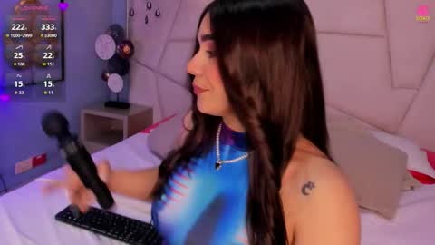 Snapshot of bellaa_becca chatting on November 2025 03:01:02 PM Bella Becca online show from November 2025 03:01:02 PM