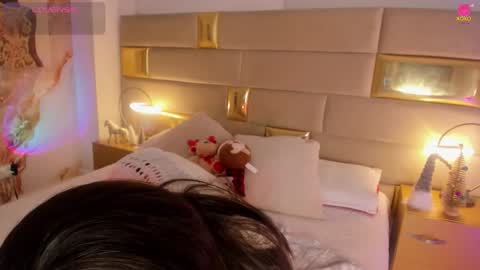 Snapshot of bellaa_becca chatting on December 2025 05:20:01 PM Bella Becca online show from December 2025 05:20:01 PM