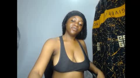 bella online show from June 2026 06:33:02 PM