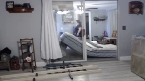 Snapshot of bellabeanz chatting on February 2025 09:17:01 PM Roxy Rain online show from February 2025 09:17:01 PM