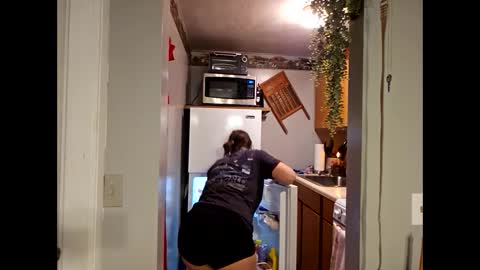 Snapshot of bellabeanz chatting on February 2025 12:49:02 PM Roxy Rain online show from February 2025 12:49:02 PM