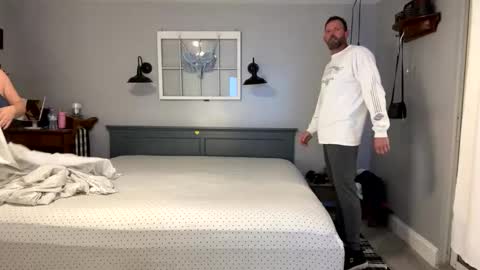 Snapshot of bellabeanz chatting on February 2025 12:17:02 PM Roxy Rain online show from February 2025 12:17:02 PM