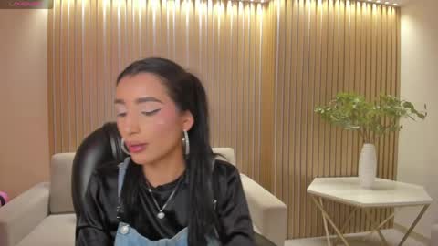  Bella C  online show from May 2026 08:28:01 PM