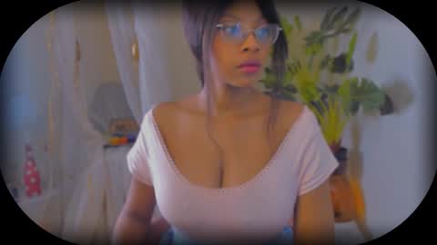 Snapshot of bellahproudly chatting on December 2025 04:32:01 AM Bellah online show from December 2025 04:32:01 AM