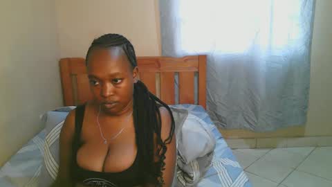 Snapshot of bellalure33 chatting on October 2025 11:16:01 AM Bella online show from October 2025 11:16:01 AM