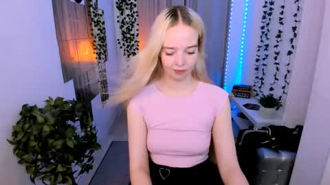 Bella online show from June 2026 10:24:02 PM