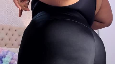 Bella Nix big tits online show from November 2025 03:39:02 AM