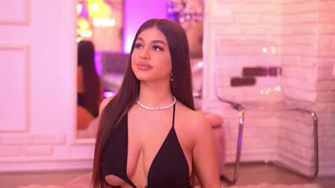 Bella online show from January 2026 06:20:01 PM