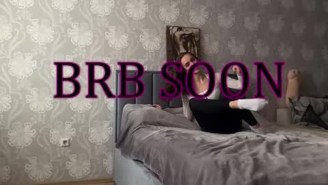 Snapshot of bellaparker_ chatting on October 2025 09:13:01 AM bellaparker_ online show from October 2025 09:13:01 AM