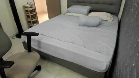 Snapshot of bellaprettty chatting on December 2024 06:04:02 PM Bella Angelycal online show from December 2024 06:04:02 PM