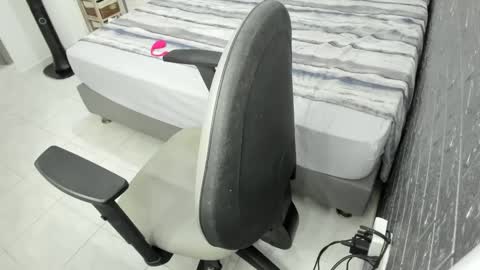 Snapshot of bellaprettty chatting on January 2025 02:32:01 PM Bella Angelycal online show from January 2025 02:32:01 PM