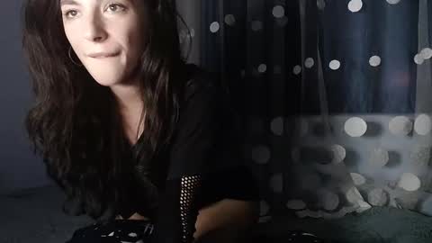 Snapshot of bellaqueen0701 chatting on February 2025 08:59:02 PM bellaqueen0701 online show from February 2025 08:59:02 PM