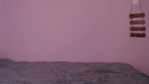 Snapshot of bellaqueen0701 chatting on February 2025 09:53:01 AM bellaqueen0701 online show from February 2025 09:53:01 AM