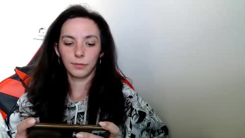 Snapshot of bellaqueen0701 chatting on March 2025 10:13:02 AM bellaqueen0701 online show from March 2025 10:13:02 AM