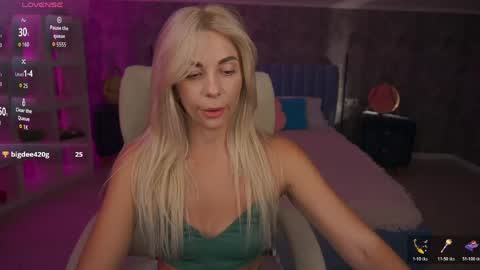 Bella online show from May 2026 08:03:02 PM