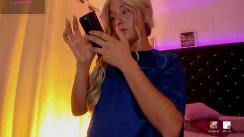 bellaroge online show from May 2026 05:15:02 AM