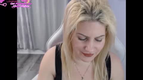 Snapshot of bellastar84 chatting on December 2025 01:27:01 PM Starr40 online show from December 2025 01:27:01 PM