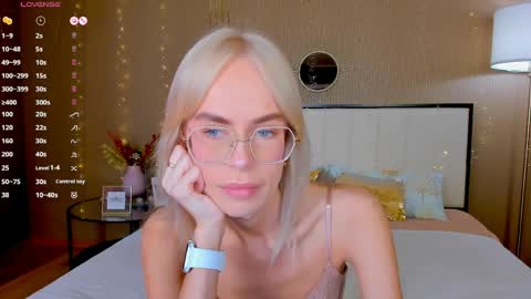 Bella online show from May 2026 01:56:01 AM