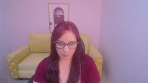Bella online show from December 2025 04:04:01 PM