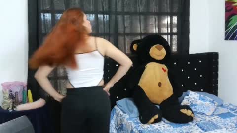 Aleja  online show from January 2025 09:32:01 PM