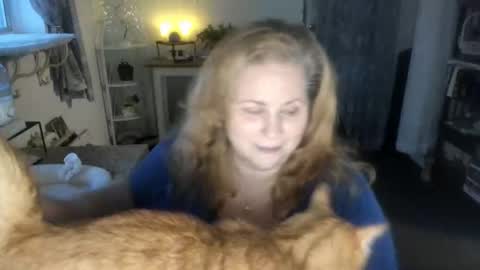 Bellavoca online show from November 2025 11:45:01 AM