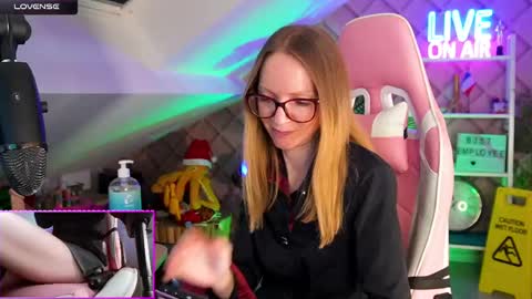 Snapshot of belle_alice chatting on February 2025 10:37:02 AM Alice online show from February 2025 10:37:02 AM