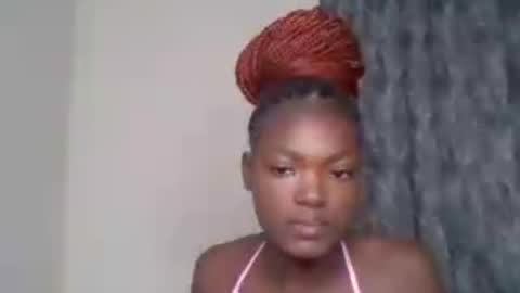 Snapshot of belle_bubbles chatting on June 2026 06:32:01 PM bubbles online show from June 2026 06:32:01 PM