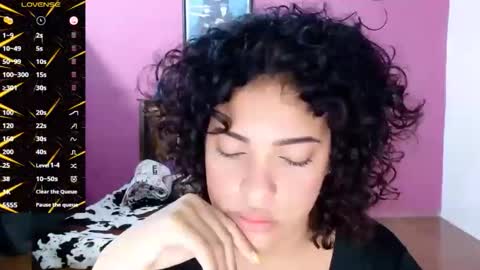 Snapshot of belle_katty000 chatting on November 2025 01:49:01 AM SOFIA online show from November 2025 01:49:01 AM