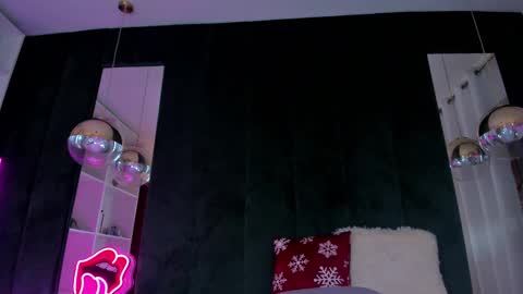 Kim online show from March 2025 08:16:01 AM