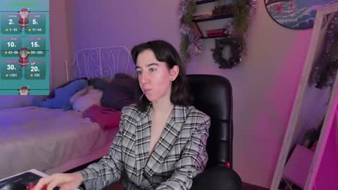 Snapshot of belle_via chatting on December 2024 03:32:02 PM Bella online show from December 2024 03:32:02 PM