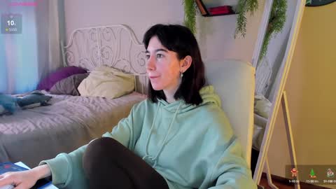 Snapshot of belle_via chatting on January 2025 08:52:01 AM Bella online show from January 2025 08:52:01 AM