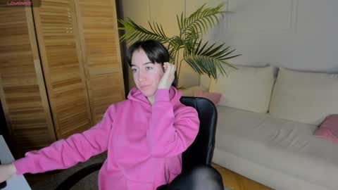 Snapshot of belle_via chatting on February 2025 02:20:01 AM Bella online show from February 2025 02:20:01 AM