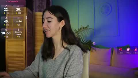 Snapshot of belle_via chatting on October 2025 06:06:02 PM Bella online show from October 2025 06:06:02 PM