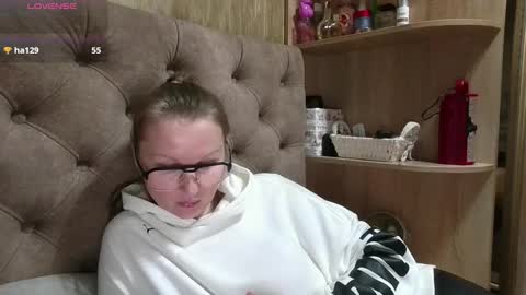 Amelia online show from March 2026 06:36:01 PM