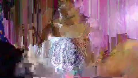 Snapshot of bellemiahxx chatting on December 2024 05:15:02 AM bellemiahXx online show from December 2024 05:15:02 AM