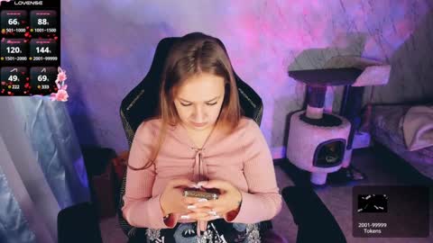 Your Annabelle Wolf  online show from December 2024 01:35:02 PM