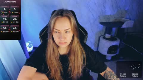 Your Annabelle Wolf  online show from December 2024 11:32:02 AM