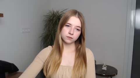 Snapshot of bellochka_ chatting on December 2025 01:28:02 PM bellochka_ online show from December 2025 01:28:02 PM