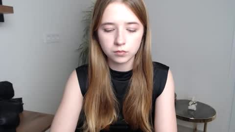 Snapshot of bellochka_ chatting on December 2025 03:32:01 PM bellochka_ online show from December 2025 03:32:01 PM