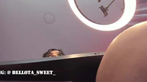 Snapshot of bellota_sweet chatting on December 2024 01:40:02 AM Bella online show from December 2024 01:40:02 AM