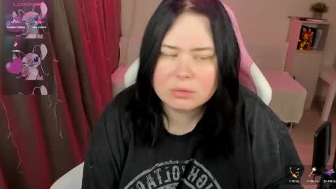 Snapshot of bellybooxo chatting on April 2026 03:23:01 AM LinaBoo online show from April 2026 03:23:01 AM