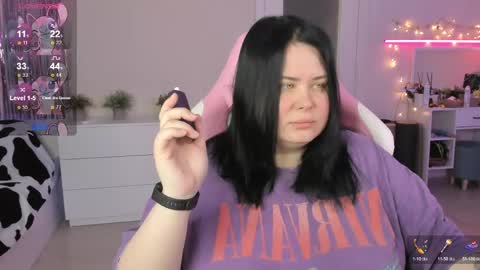 Snapshot of bellybooxo chatting on May 2026 08:31:01 AM LinaBoo online show from May 2026 08:31:01 AM