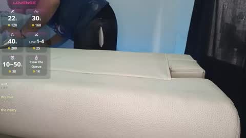 Snapshot of bellyjell chatting on January 2026 03:50:01 PM Your New Girlfriend online show from January 2026 03:50:01 PM