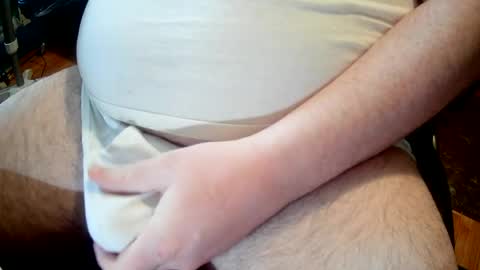 Snapshot of bellypup chatting on August 2026 03:03:01 PM Belly Pup online show from August 2026 03:03:01 PM