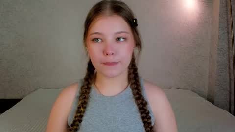 Kate online show from December 2025 01:49:02 PM