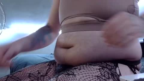 belylover2323 online show from December 2024 03:42:01 AM