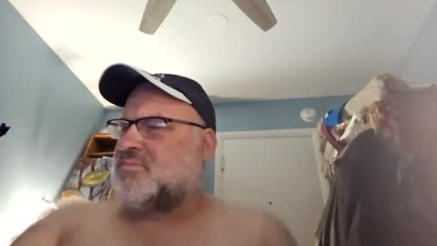 Bendavewill online show from December 2025 10:24:02 AM