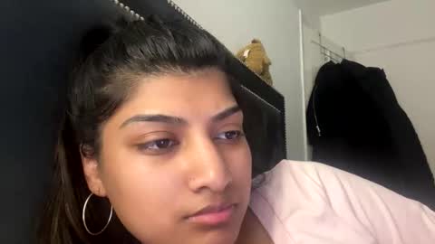 Snapshot of bengalibaddie7_x chatting on May 2026 09:54:01 PM bengalibaddie7_x online show from May 2026 09:54:01 PM